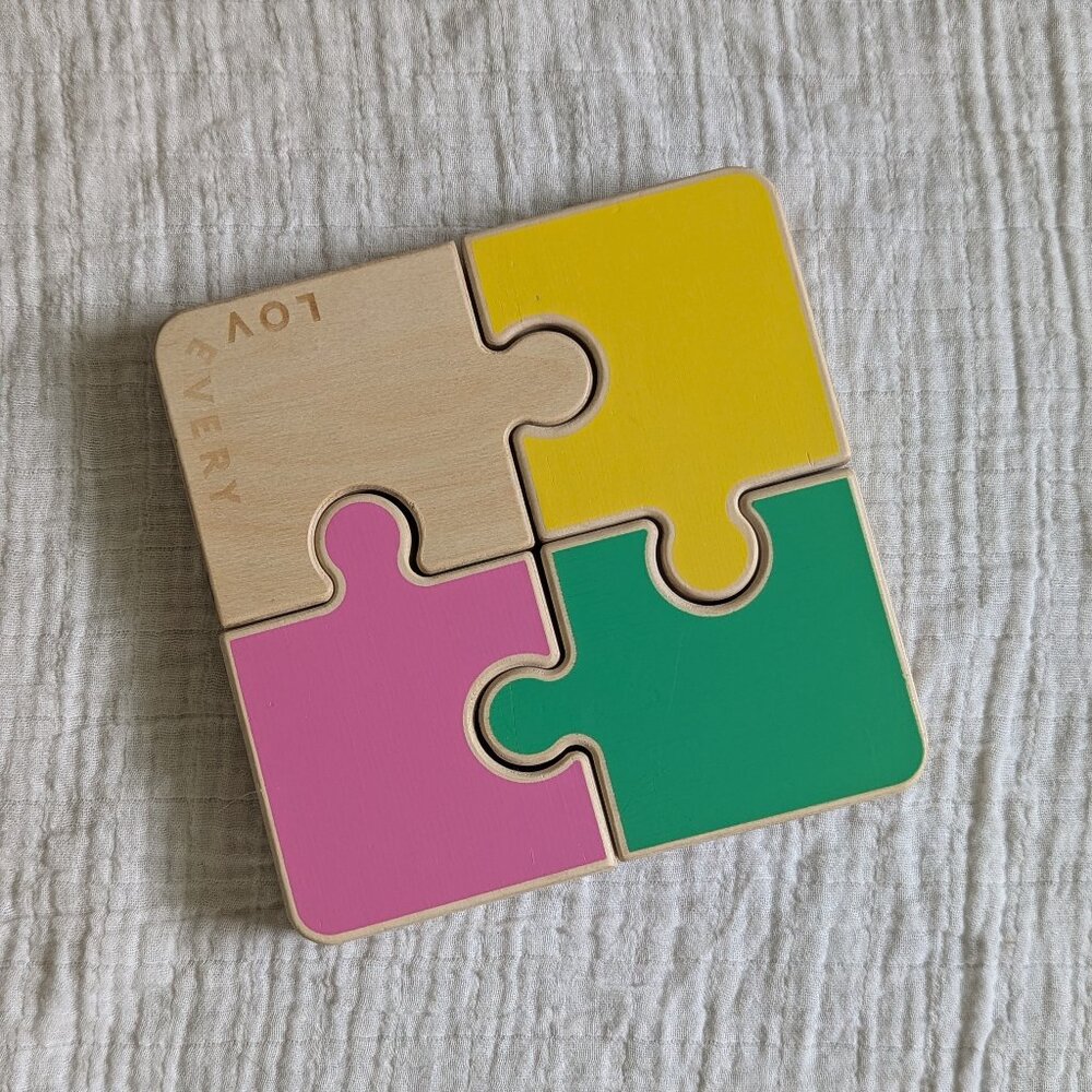 Lovevery chunky wooden jigsaw puzzle
